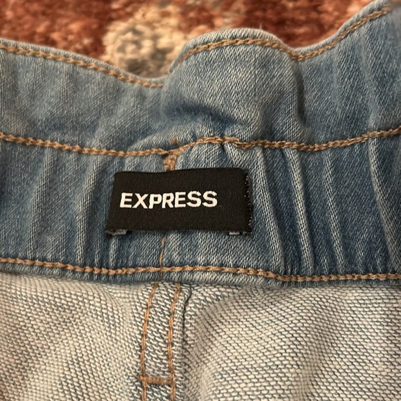 EXPRESS Super High Waisted Elastic Waist Supersoft Jogger Jeans - 14 S - Picture 4 of 5